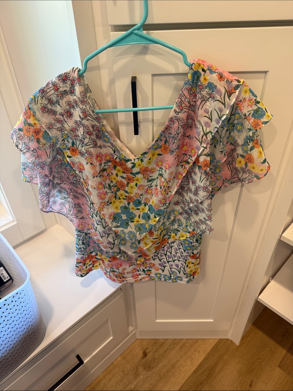Multicolor Floral V-Neck Ruffle Sleeve Blouse